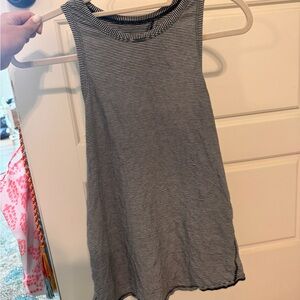 Lululemon Black & White Striped Open Back Tank – Size 4 – Cotton